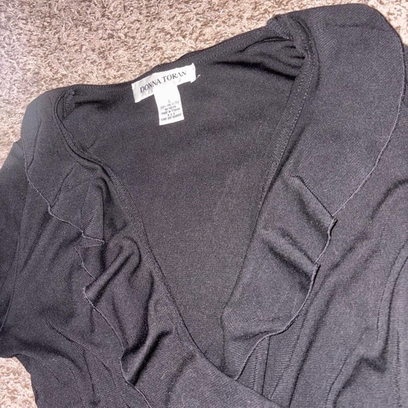 Black VTG long sleeve ruffle top - Picture 5 of 7